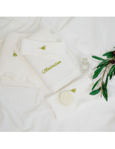 Trusou pentru botez din muselină și in – Musel-In si cutie pentru suvita