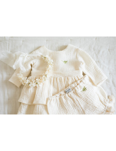 Rochiță botez din muselină ivoire cu volane